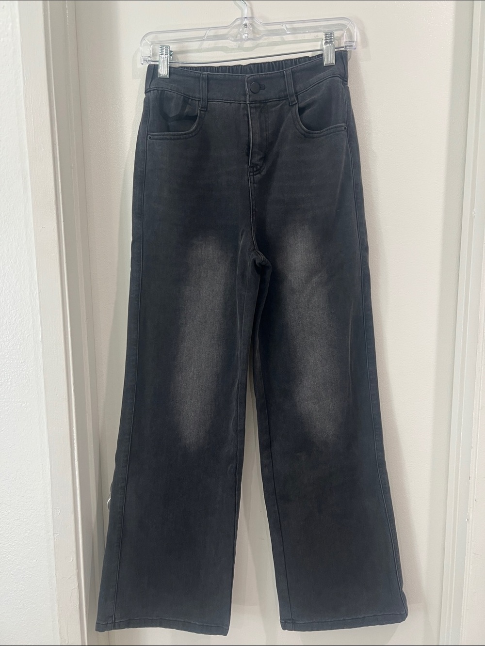 Black Wide-Leg Women's Jeans with Subtle Fade Stretch Waist Band & Stretch Fit